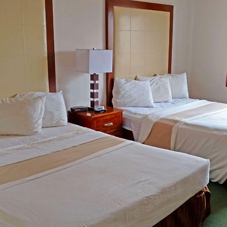 Americas Best Value Inn Zumbrota Екстер'єр фото