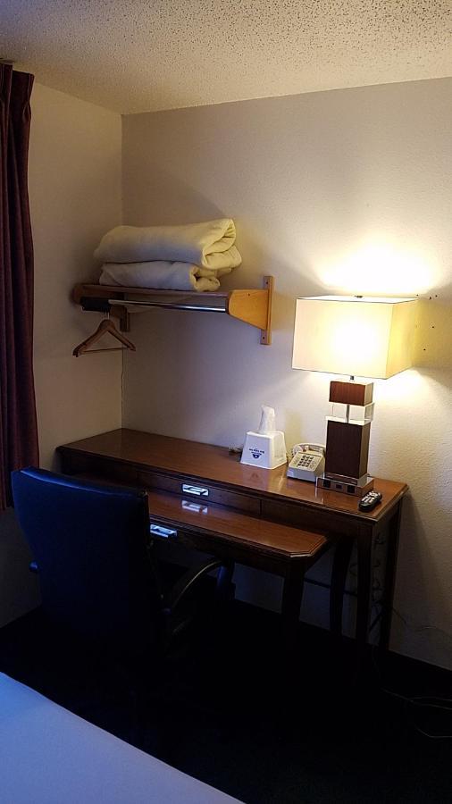 Americas Best Value Inn Zumbrota Екстер'єр фото