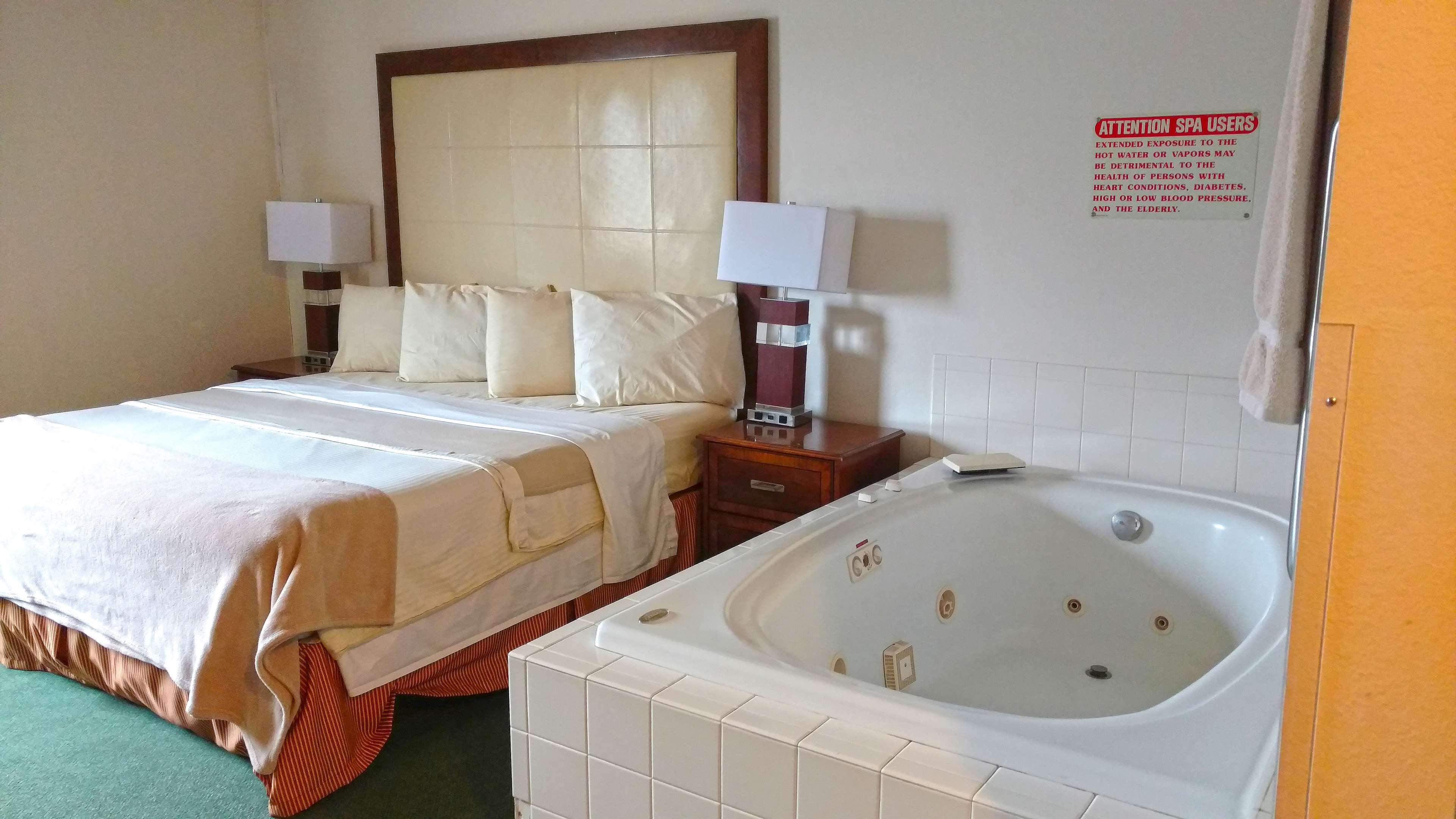Americas Best Value Inn Zumbrota Екстер'єр фото