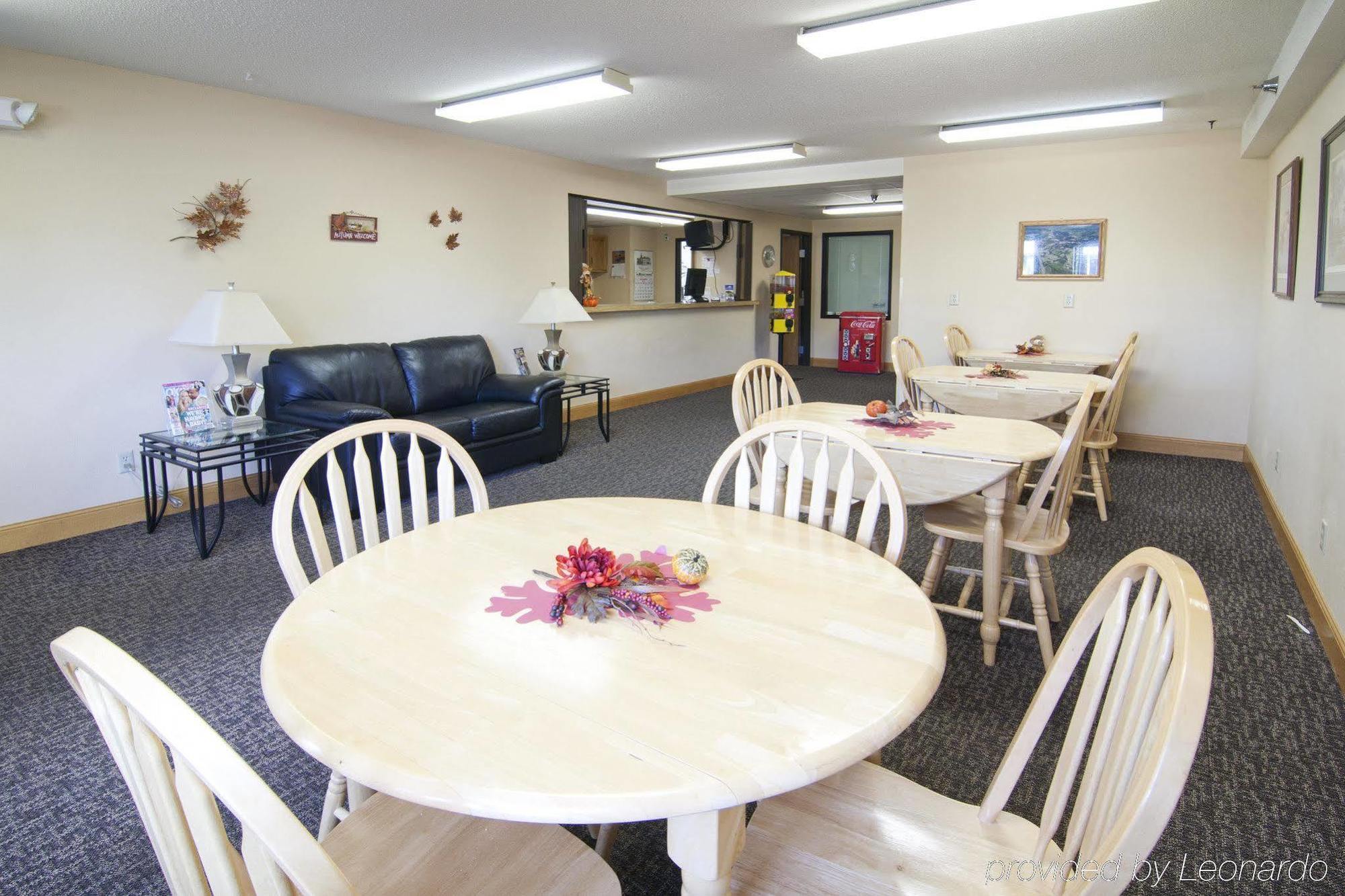 Americas Best Value Inn Zumbrota Ресторан фото
